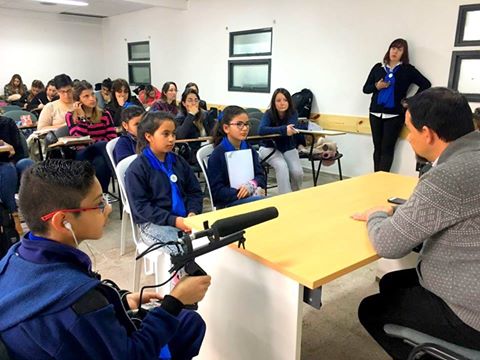 EL DOCTOR EN HISTORIA, GUILLERMO GENINI FUE ENTREVISTADO POR LOS ALUMNOS DE 6° AGRUPAMIENTO 