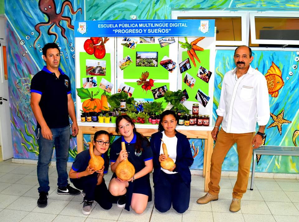 EL INVERNADERO, UN NUEVO ESPACIO EN LA ESCUELA CREADO PARA LA EDUCACIÓN AMBIENTAL 